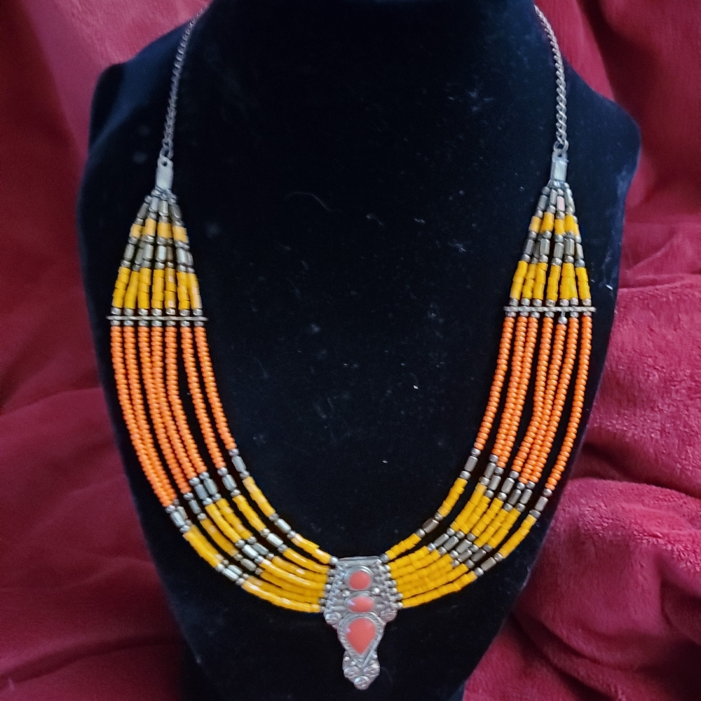 Unique neclace
